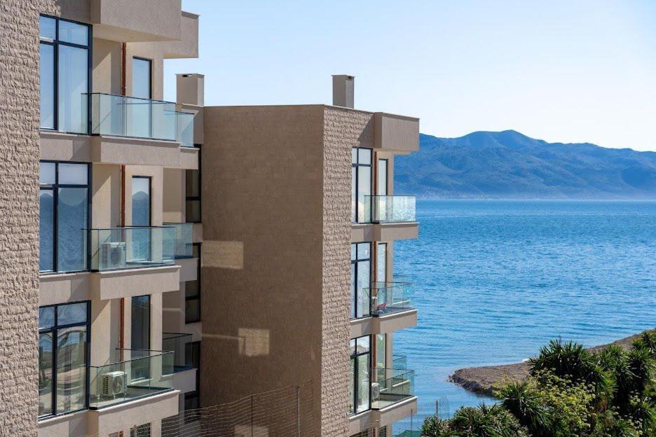 Oni Rooms Saranda Buitenkant foto