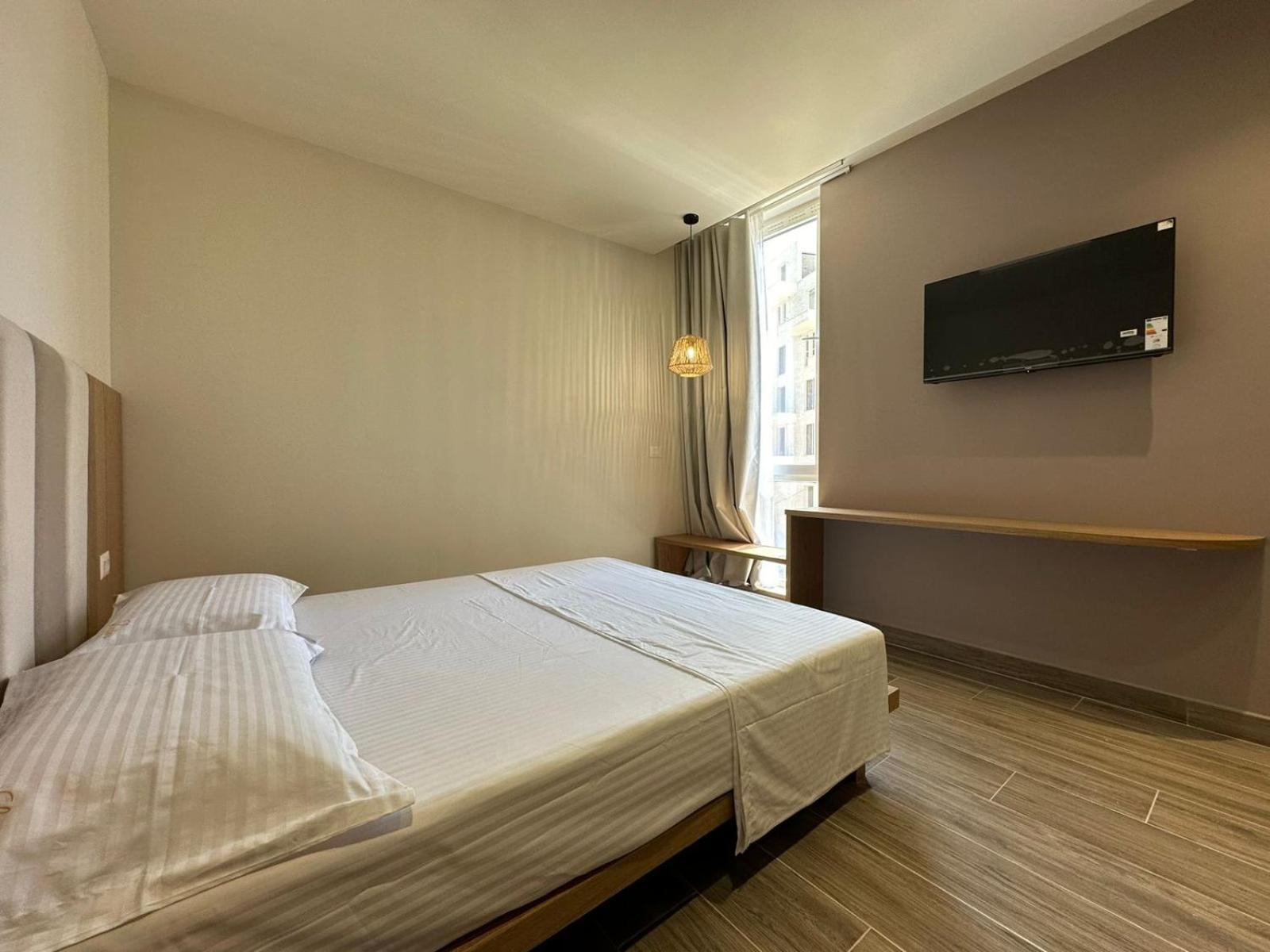 Oni Rooms Saranda Buitenkant foto